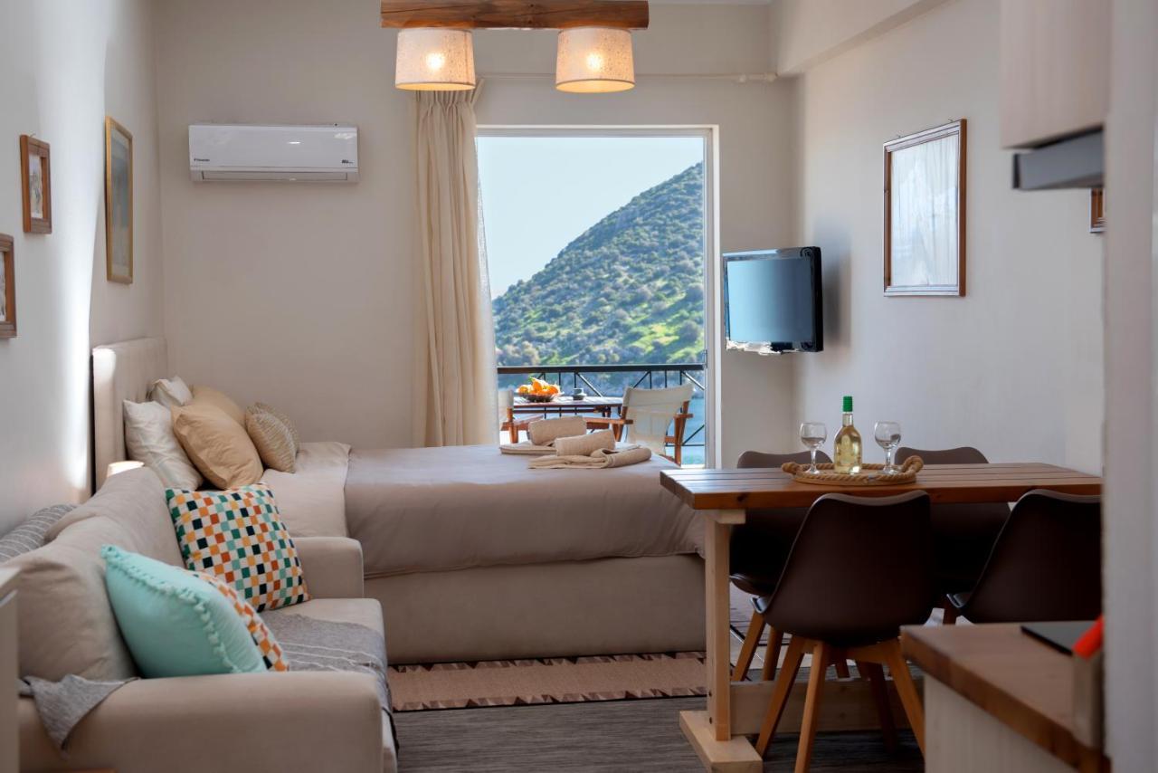 Lovely Studio With Awesome View Tolón Exteriér fotografie